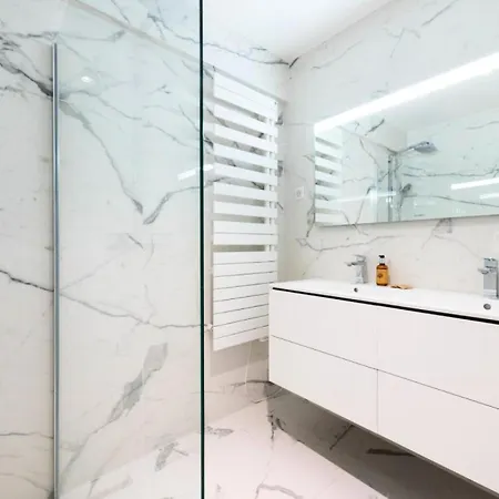 Spacieux 3p En Avec Piscine - Spacieux 3p En Avec Piscine Mae-3033 Apartment