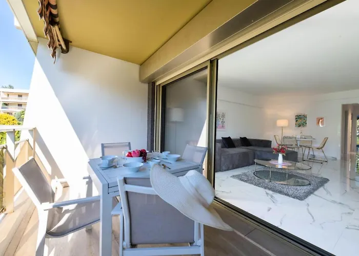 Spacieux 3p En Avec Piscine - Spacieux 3p En Avec Piscine Mae-3033