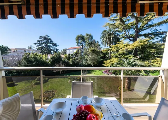 Spacieux 3p En Avec Piscine - Spacieux 3p En Avec Piscine Mae-3033 *